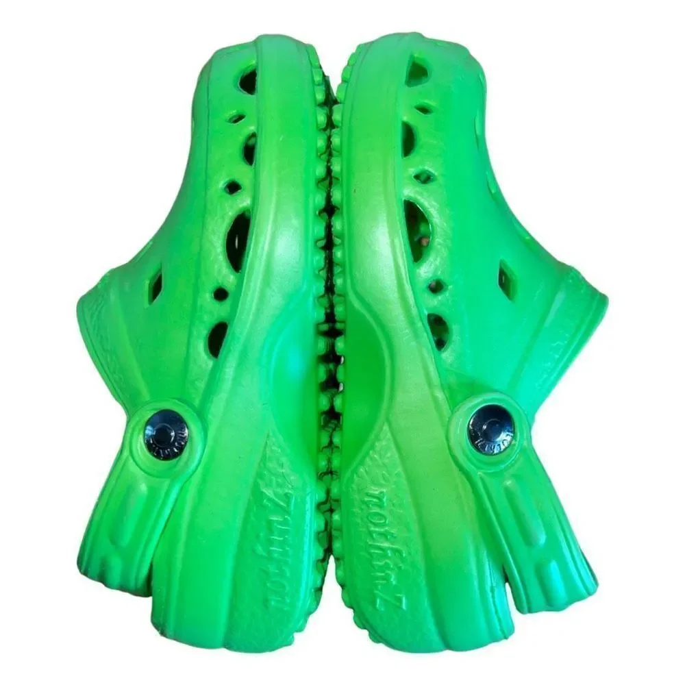 NothinZ Breeze Plastic Clog in Children's Size 12